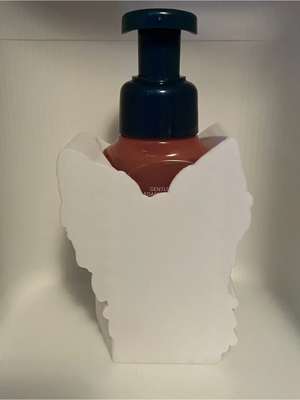 Bath & Body Works measure inches